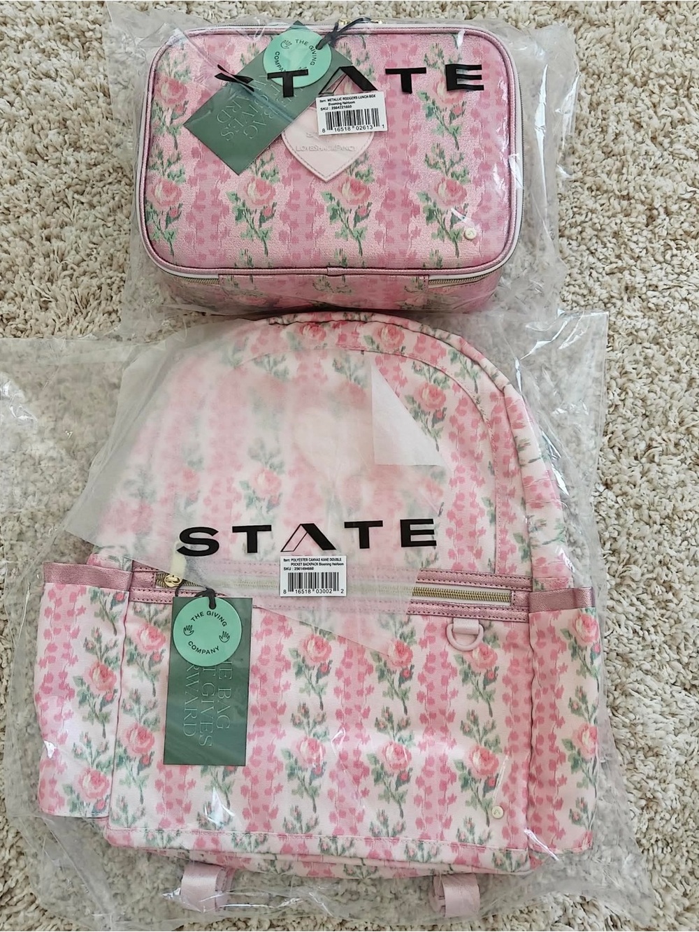 LOVESHACKFANCY STATE BACKPACK LUNCH BOX BLOOMING HEIRLOOM STRAWBERRY MACAROON - Picture 2 of 2